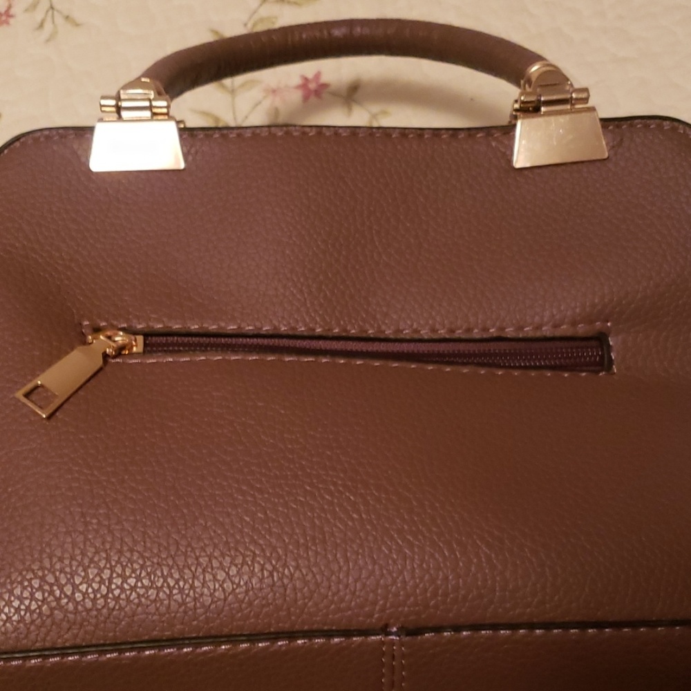 Purse - Picture 3 of 4